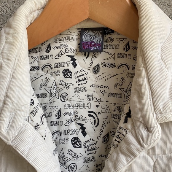 RARE Volcom Quilted MicroCord Jacket / Shacket - Picture 6 of 14